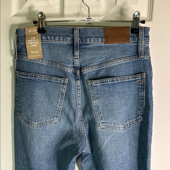 Madewell The Perfect Vintage Jean Blue Ankle Cropped Raw Hem Size 28 - Picture 6 of 11